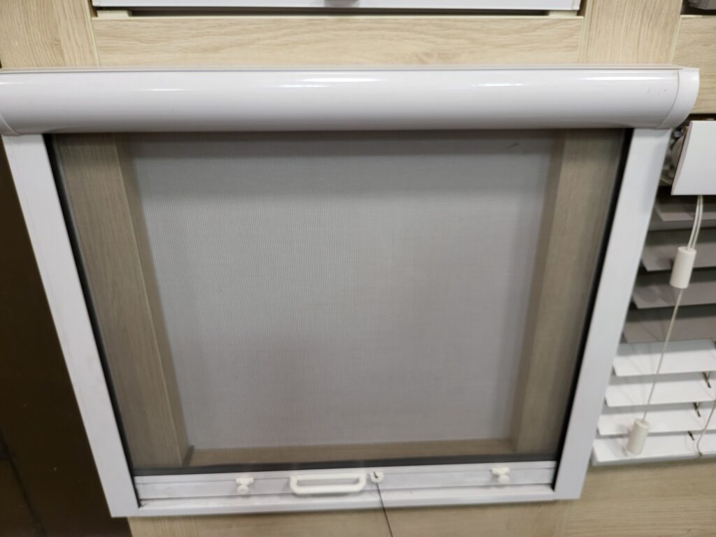 moskitiera okienna